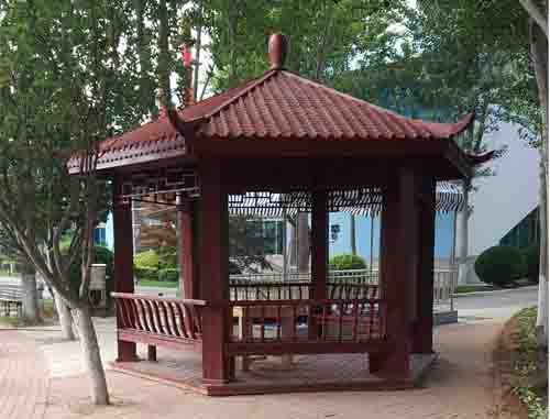 田徑學(xué)校 涼亭