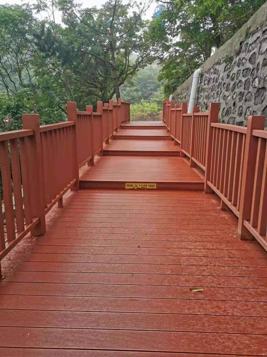 大連塑木地板